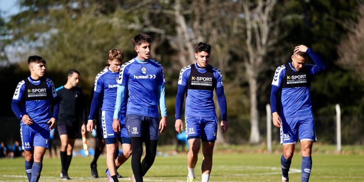 Gimnasia podría realizar variantes para el cruce con Colón