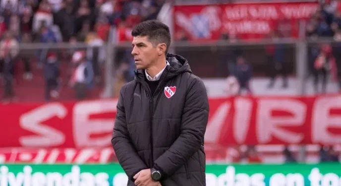 El próximo rival de Colón en llamas: Renunció el DT interino del Rojo