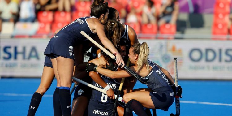 Las Leonas vencieron a Inglaterra y jugaran las semifinales del Mundial de Hockey