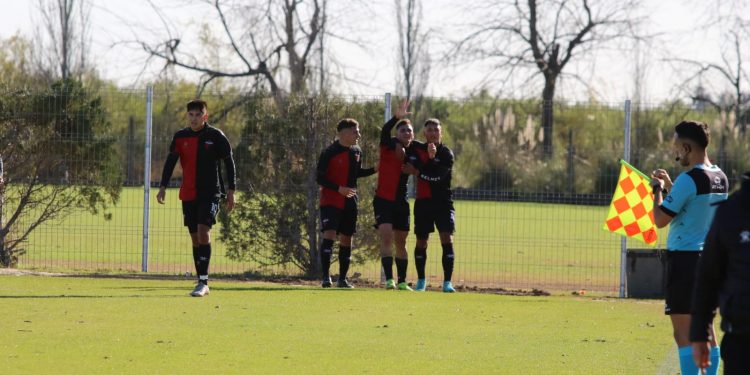 La Reserva de Colón visita a Vélez por la séptima fecha