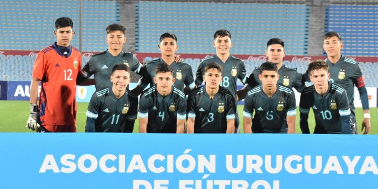 Con Froilán Díaz en el banco, la Selección Sub 17 le ganó el amistoso a Uruguay