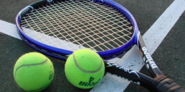 Sancionaron al tenis británico por no dejar participar a tenistas rusos y bielorrusos