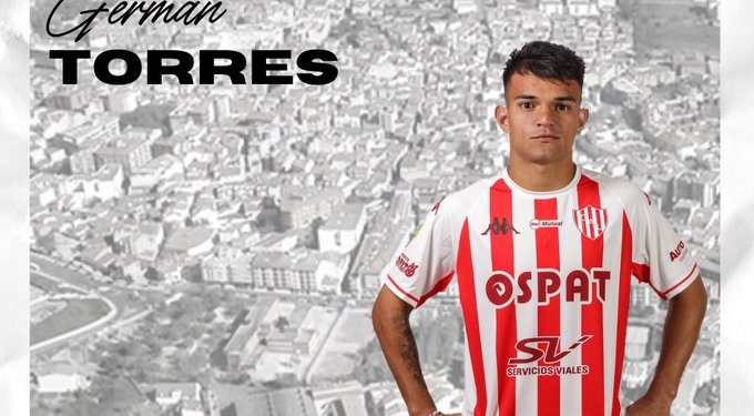 Presentaron al juvenil Tatengue en el Moralo de España