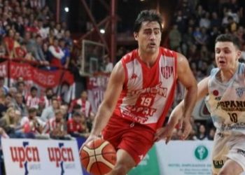 Juan Cantero continuará en el plantel de básquet de Unión