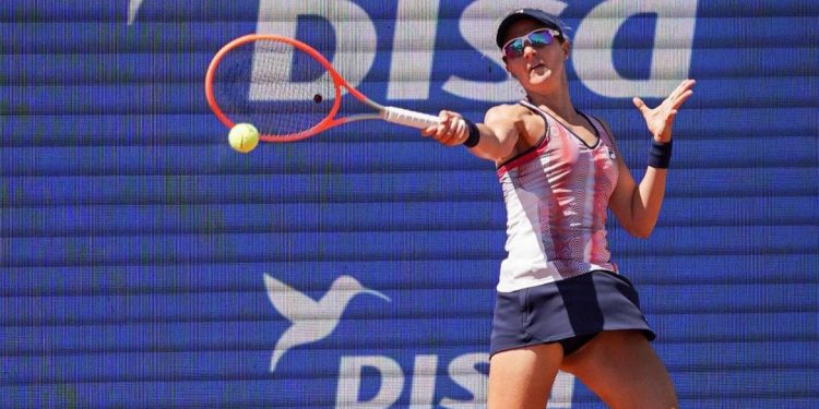 Nadia Podoroska está en las semifinales del torneo de San Bartolomé