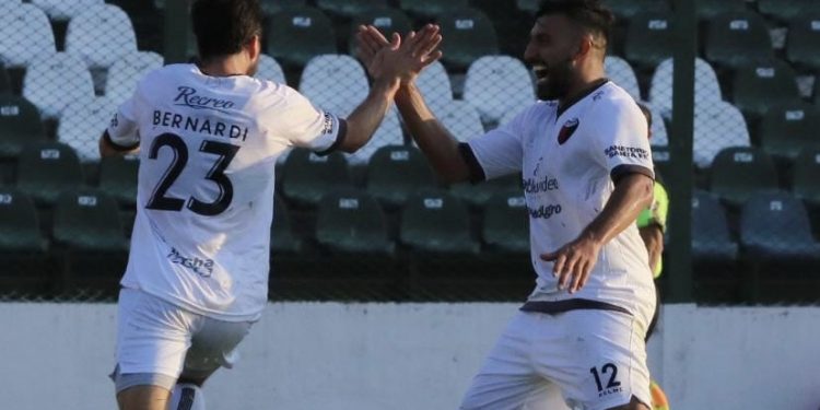 El duelo entre Libertad y Colón por Copa Santa Fe tiene árbitro confirmado
