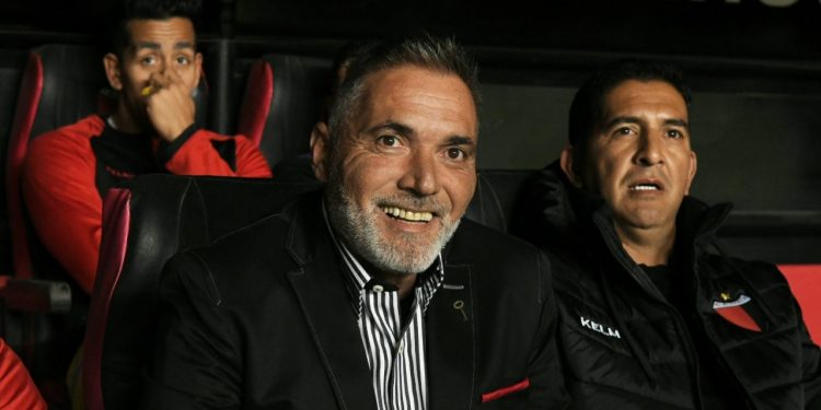La estadía de Rondina en Colón fue la menor de un DT en lo que va del campeonato