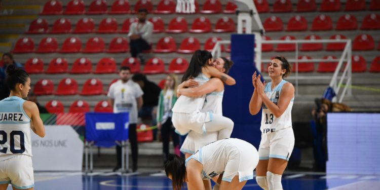 Argentina es finalista del Sudamericano femenino de básquet