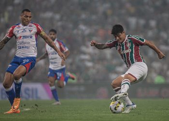 Un ex Colón convirtió y eliminó a Fortaleza de Brítez, en la Copa de Brasil