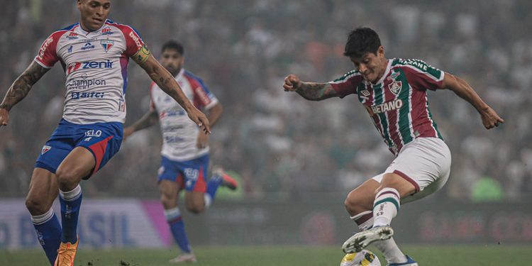 Un ex Colón convirtió y eliminó a Fortaleza de Brítez, en la Copa de Brasil