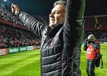 ¿Cuándo vuelve a jugar Colón y con qué DT en el banco?