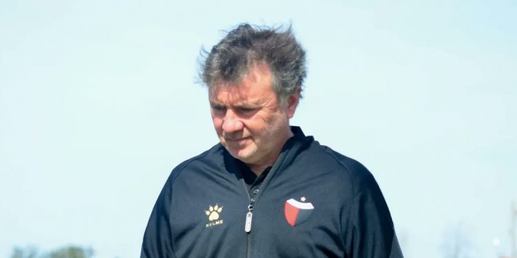Tras la salida de Rondina, Colón entrenó bajo el comando de Chupete Marini