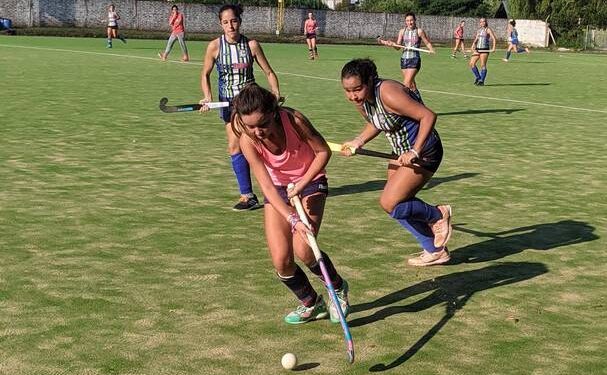 Arranca el Campeonato Regional Sub-16 de Clubes de hockey femenino