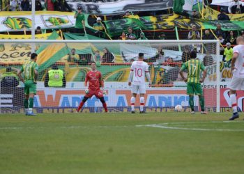 Huracán le ganó sobre el final a Aldosivi