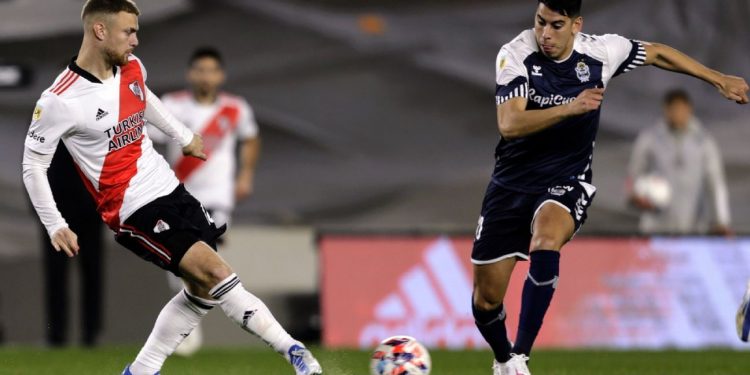 River le quiere renovar al 9 que se escapó por la ventana de Colón