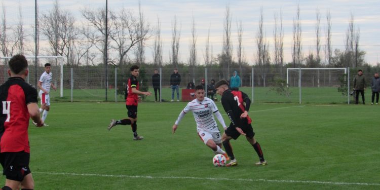Reserva: Derrota del equipo de Chupete ante Newells en Santa Fe