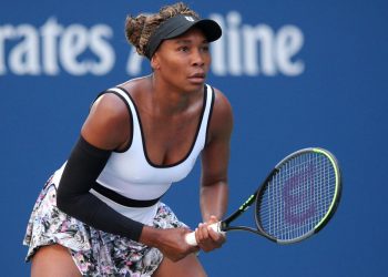 Luego de casi un año sin competir, Venus Williams volvió al ruedo con una derrota
