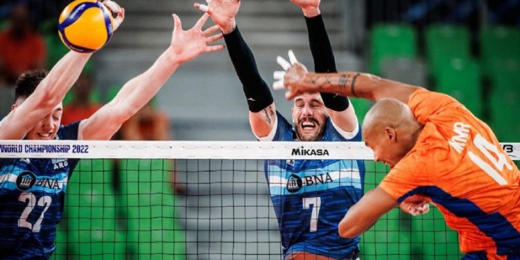 Argentina cayó ante Países Bajos y quedó complicada en el Mundial