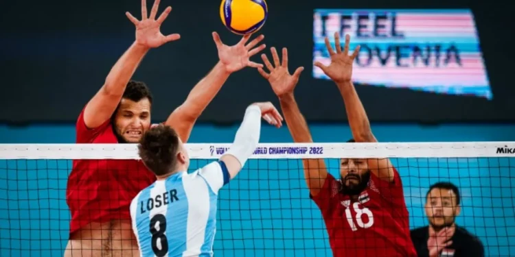 Sufriendo, Argentina venció a Egipto y está en 8vos del Mundial