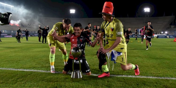«Me dijeron que Atlético Tucumán era mi lugar en el mundo: vine a Colón y salí campeón»