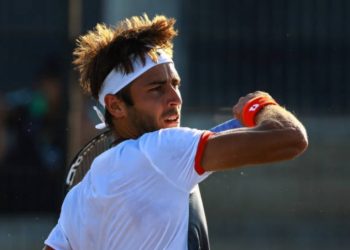 Tomás Etcheverry se metió en los octavos de final del ATP de Tel Aviv