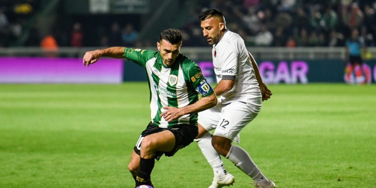 Colón no pudo detener su caída y se volvió derrotado de Banfield