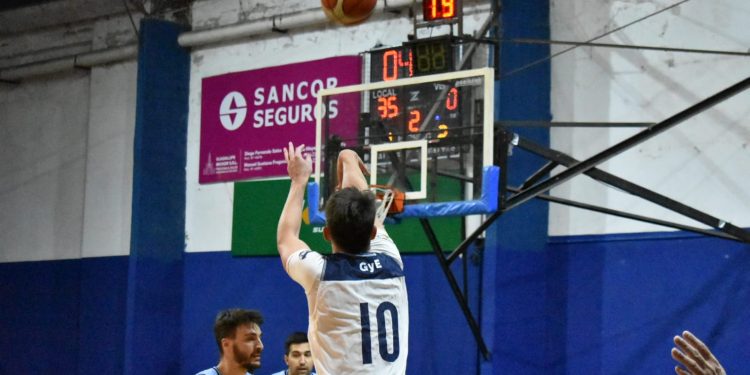 Sigue la acción en la Copa Santa Fe de Básquet, donde Gimnasia no detiene su andar