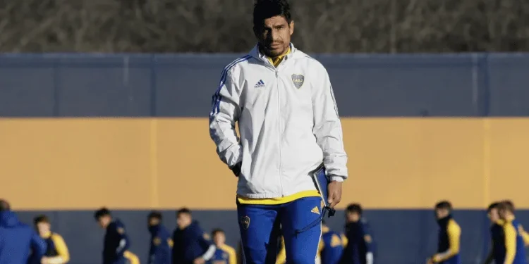 Ibarra, complicado para armar el equipo de Boca para jugar con Colón