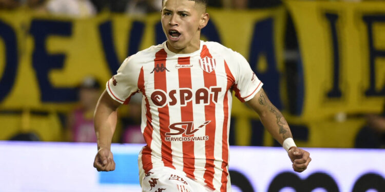 Unión empató con Atlético Tucumán en el Jardín de la República