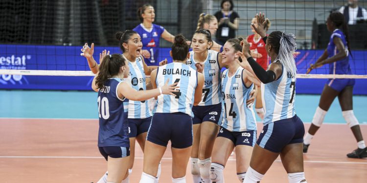 Argentina le ganó a Francia en el Torneo Preparatorio para el Mundial de Voley