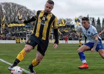 Quilmes y Deportivo Madryn definen el rival de Boca en la Copa Argentina