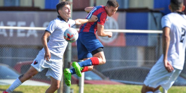 Reserva: Colón otra vez se quedó sin nada sobre el final, en su visita a San Lorenzo