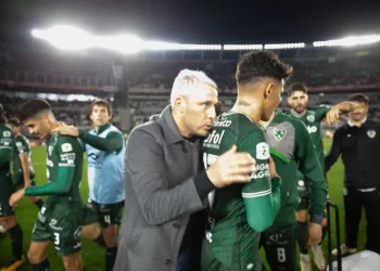 Sarmiento llega con una duda a Santa Fe para visitar a Unión
