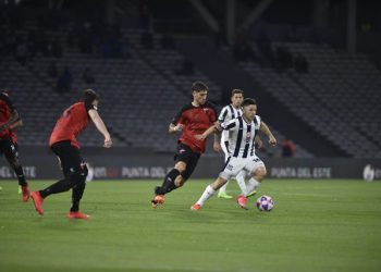 Colón perdió en su visita a Talleres