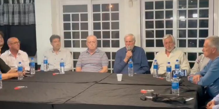 «El club sigue funcionando bien»: Vignatti habló de refuerzos, el mural, indumentaria, el DT, obras y más