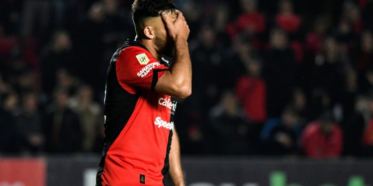 Colón tendrá ausencias importantes ante Argentinos Jrs