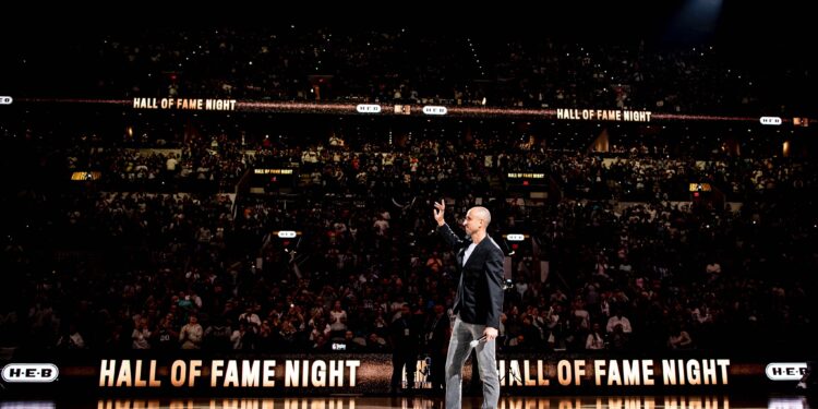 Manu Ginóbili fue otra vez homenajeado por la NBA