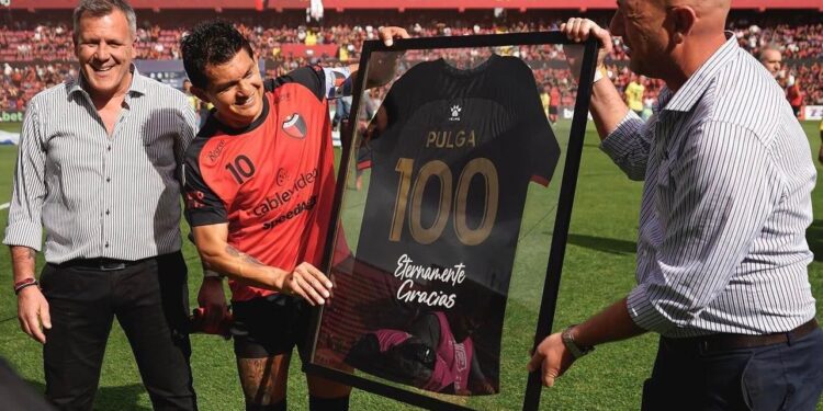 «Gracias capitán»: la sugestiva publicación de Colón para el Pulga Rodríguez