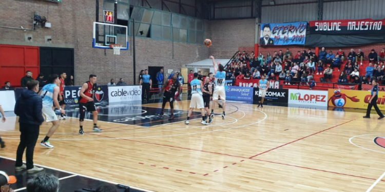 LAB: Inesperada derrota de Colón en el estreno de local