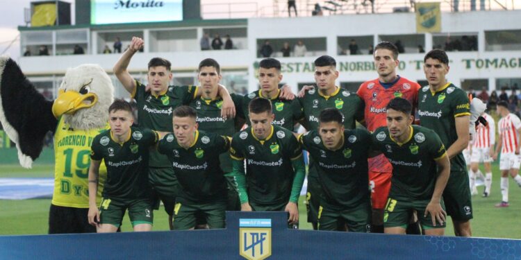 Defensa y Justicia vendrá a Santa Fe con bajas importantes