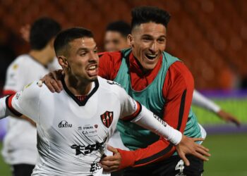 «Bienvenido a la galería de los campeones»: el mensaje de Colón a Patronato