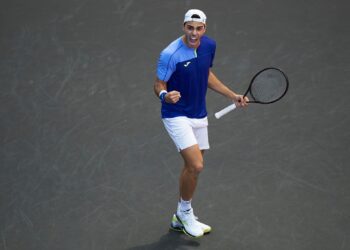 Francisco Cerúndolo avanzó a los cuartos de final del ATP de Gijón