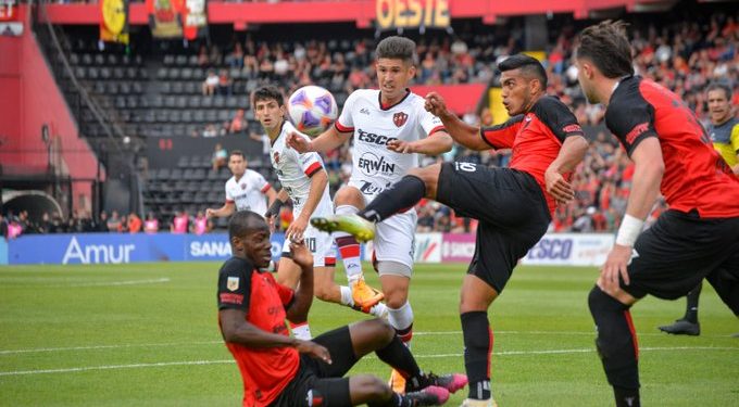El Colón de Saralegui ganó “la segunda final” y dejó a Patronato contra la cuerdas