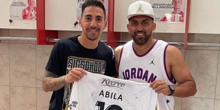 La foto que entusiasma al Mundo Colón: ¿Wanchope con nuevo compañero de ataque?