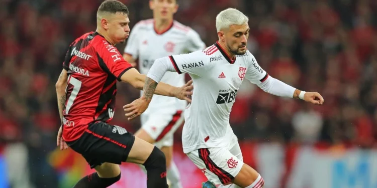 Flamengo y Paranaense juegan la final de la Copa Libertadores: Hora y TV