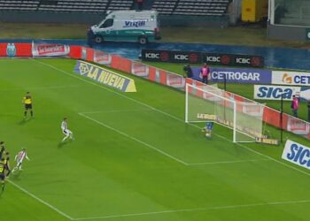 Moyano emuló lo hecho hace ocho meses: otro penal atajado sobre la hora en Córdoba