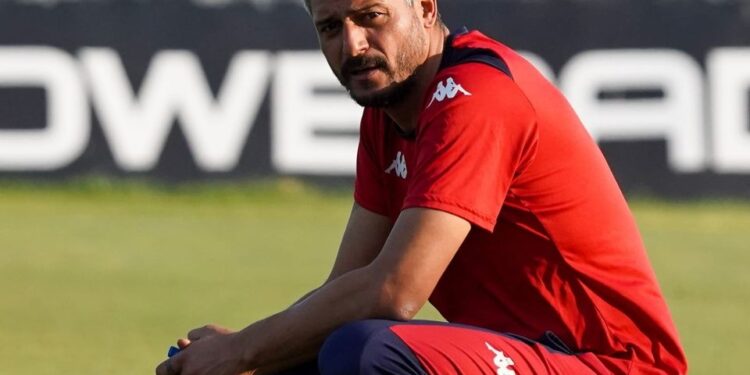 Si no sigue Munúa, ¿hay nombre conocidos en la sucesión?