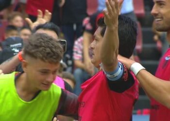 Colón perdió ante Defensa y Justicia en Santa Fe