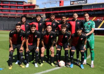 Colón cayó por goleada ante Central en Reserva
