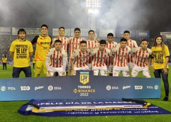 Unión empató con Atlético Tucumán en el Jardín de la República